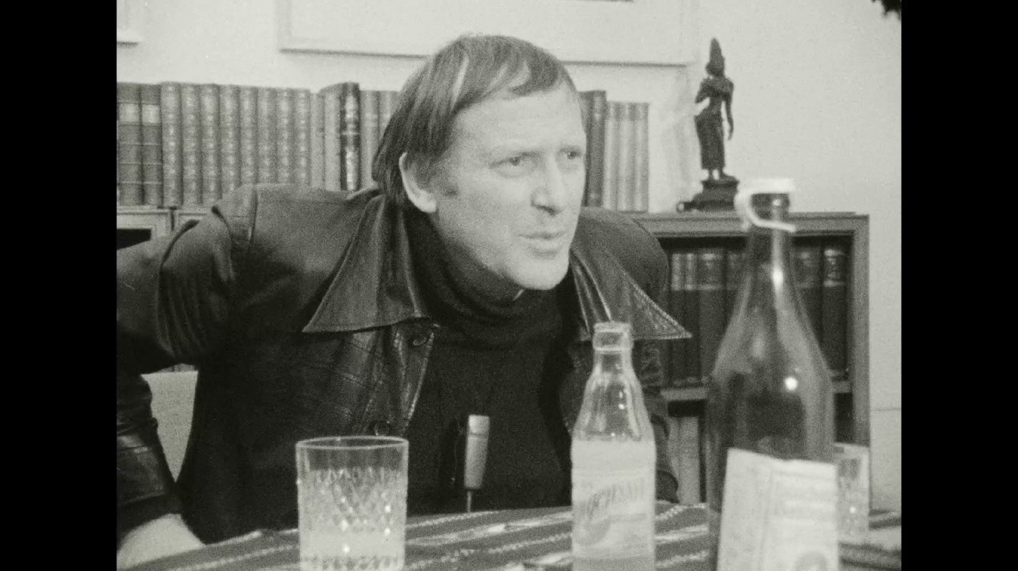 Wolfgang Kohlhaase im Film „Prof. Dr. Wilhelm Girnus I. geb. 27.1.1906 in Allenstein (Olsztyn). Literaturwissenschaftler und Publizist“ (1978, Veronika Otten). © Bundesarchiv